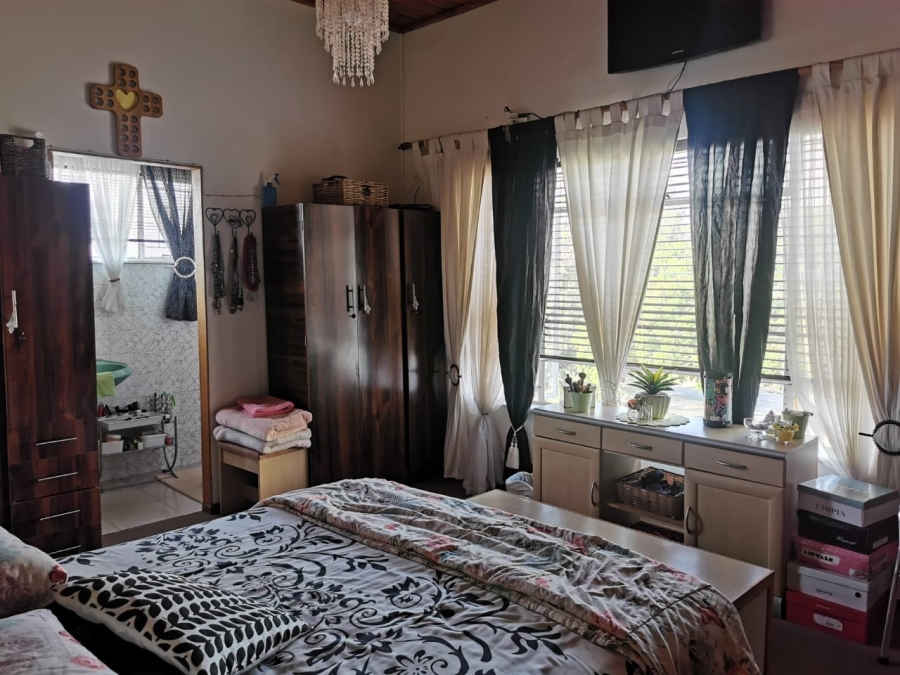 4 Bedroom Property for Sale in Moorreesburg Western Cape